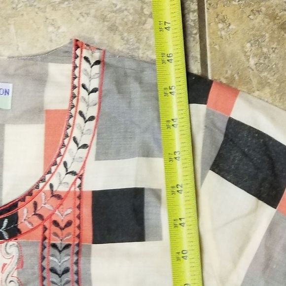 Beautiful Vintage Midi Dress - Picture 3 of 6